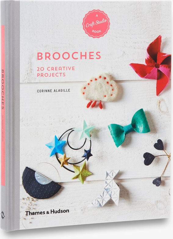 Brooches (A Craft Studio Book)