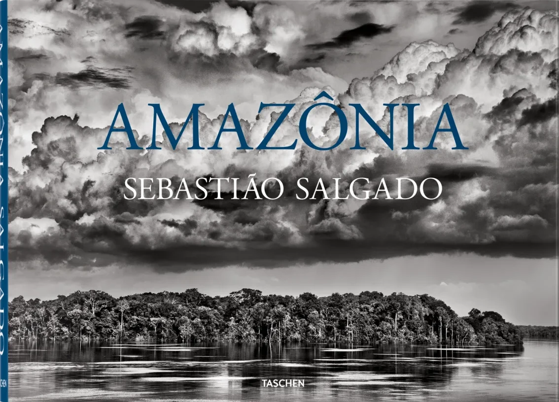 Sebastião Salgado. Amazônia cover