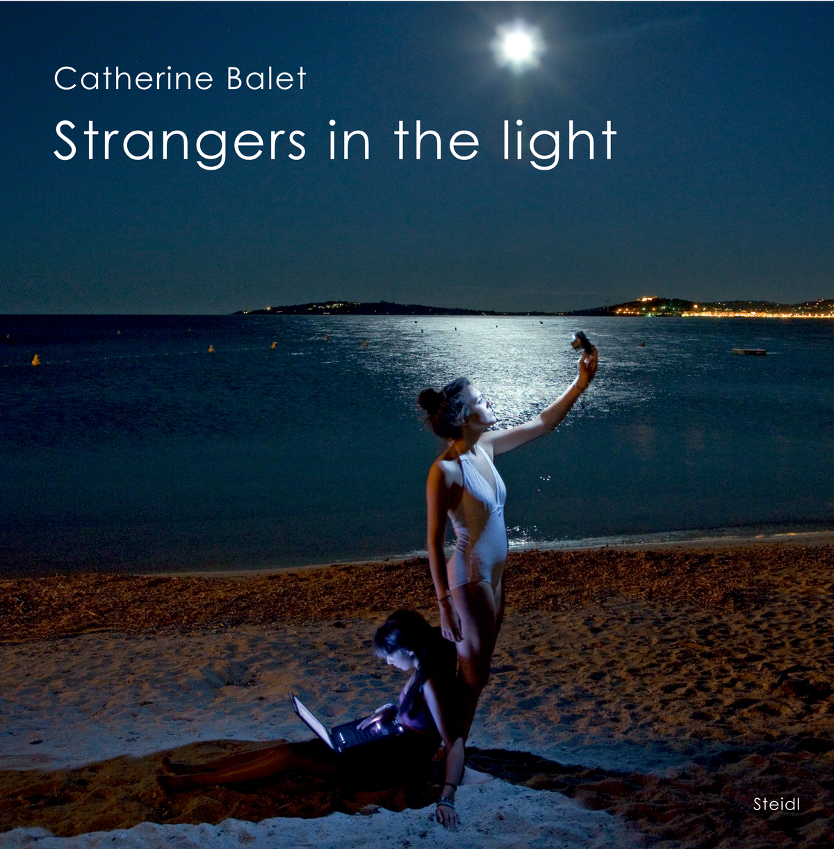 Strangers in the light – Catherine Balet cover